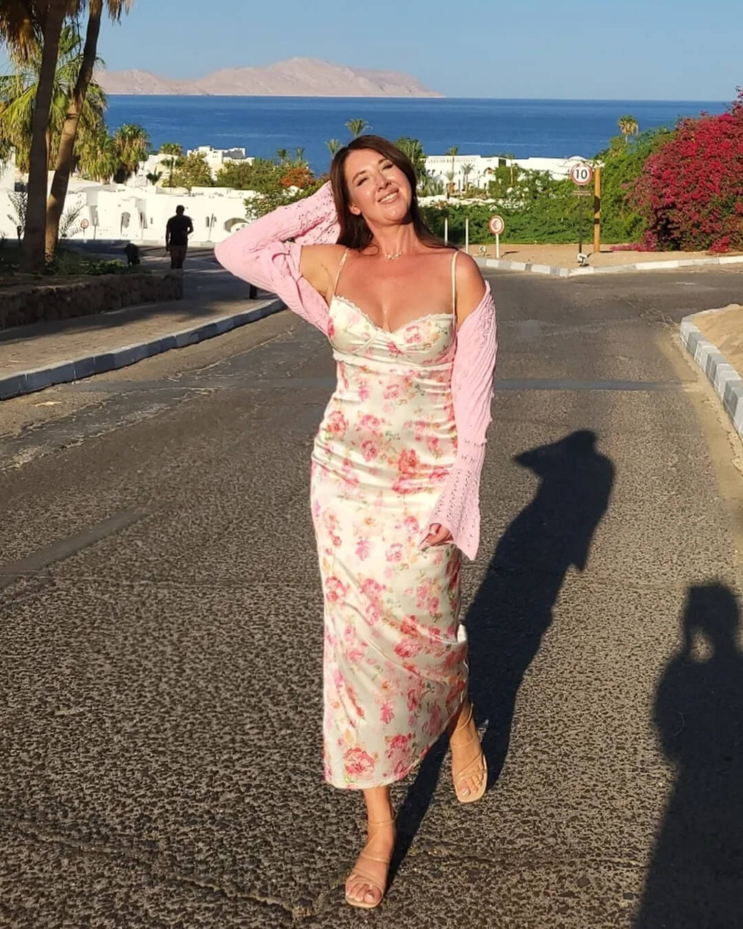 SOERA Ivana Hollow Out Knitted Cardigan - Cardigans - qc1771188465070441203 Pink S