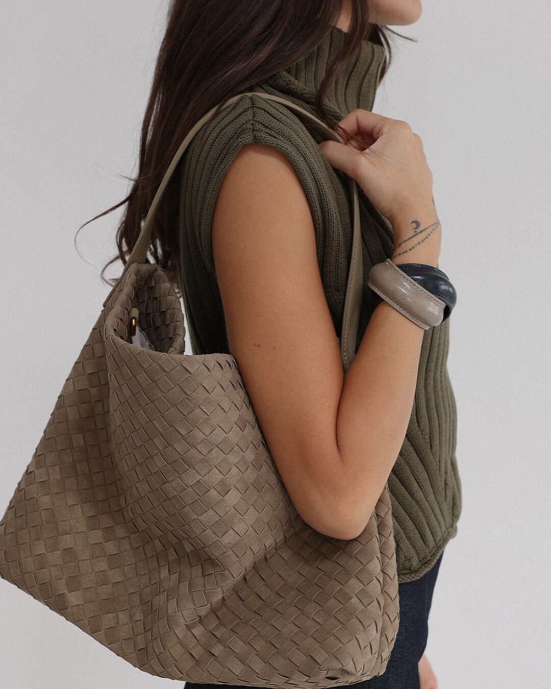 SOERA Chelsea Suede Tote Bag - Handbags - Soera-Chelsea-suede-tote-bag-handbag-Suede-Tote-Bag-Handbag/Beige Beige Regular