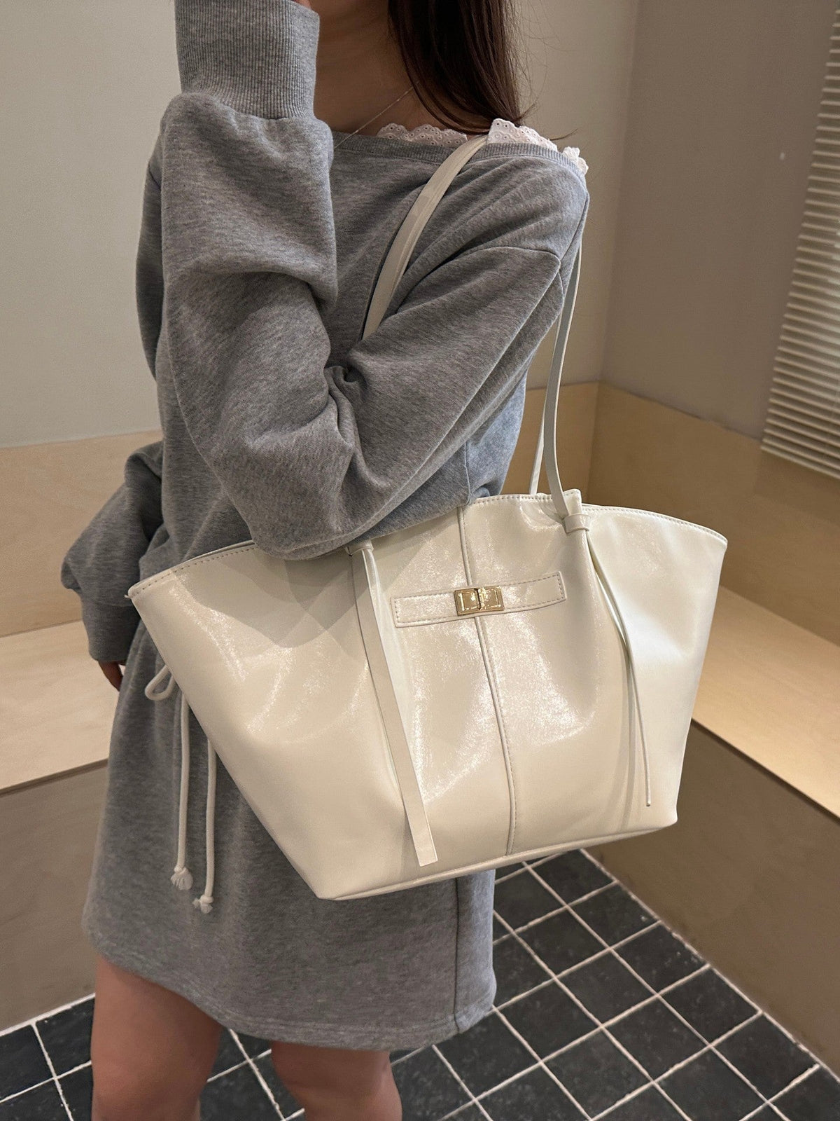 SOERA Gerda Shopper Bag - Handbags -  White Regular