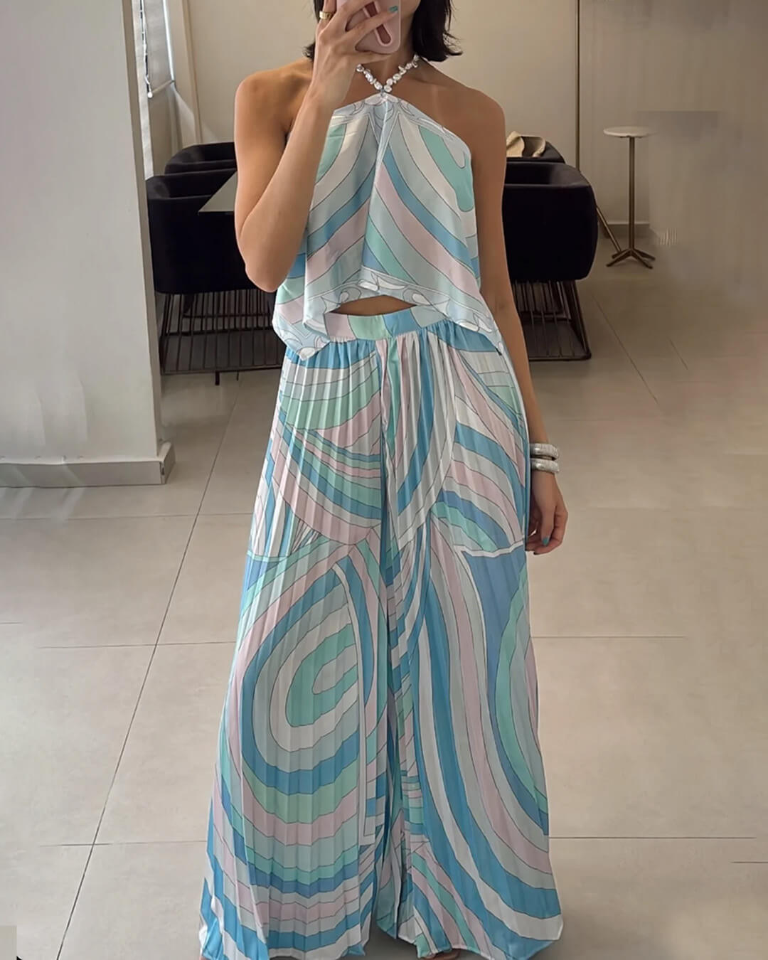 SOERA Nora Pleated Capri Pants Co-Ord Set - Set -  Blue M